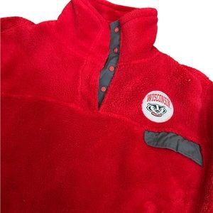 Wisconsin badgers sweater